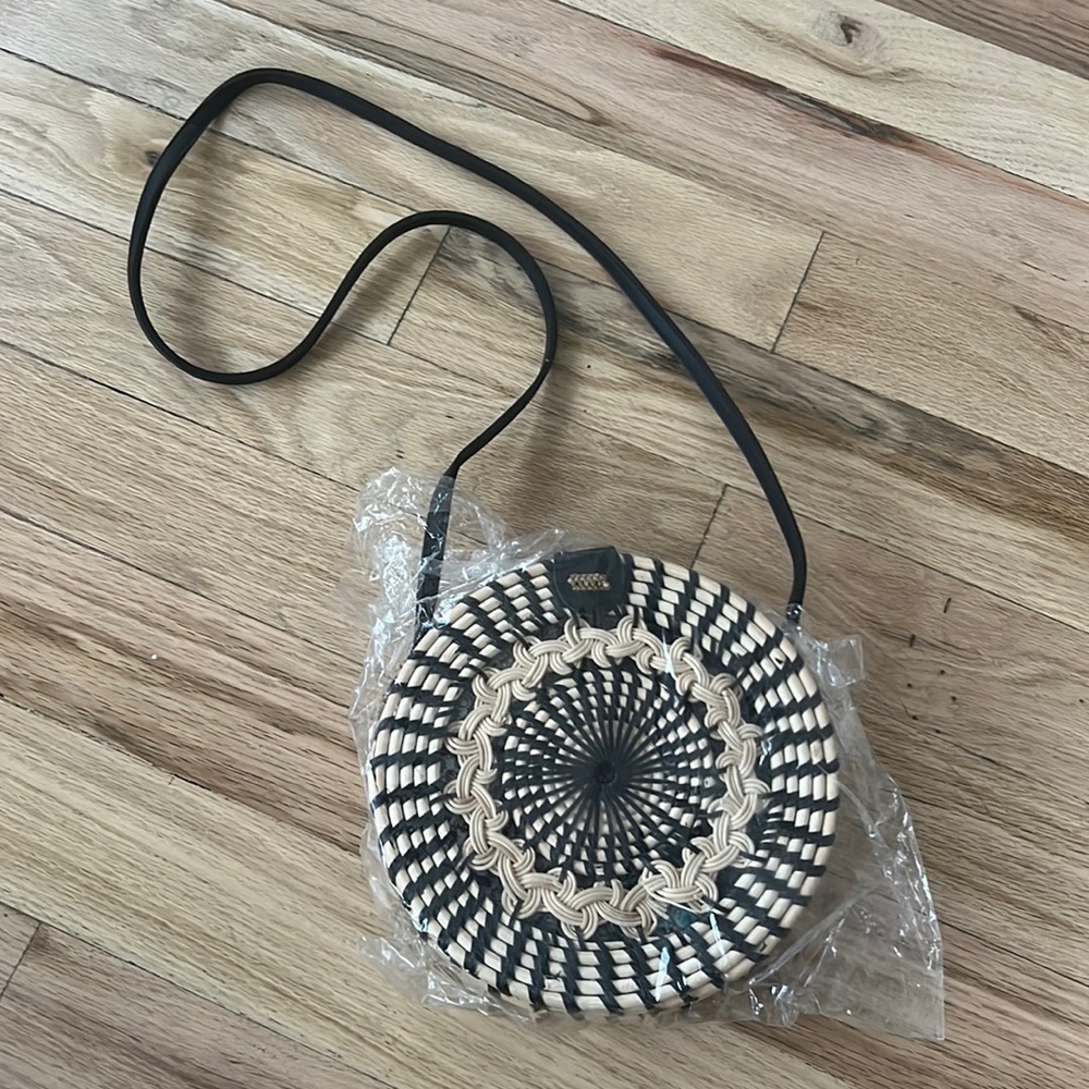 Native round bag